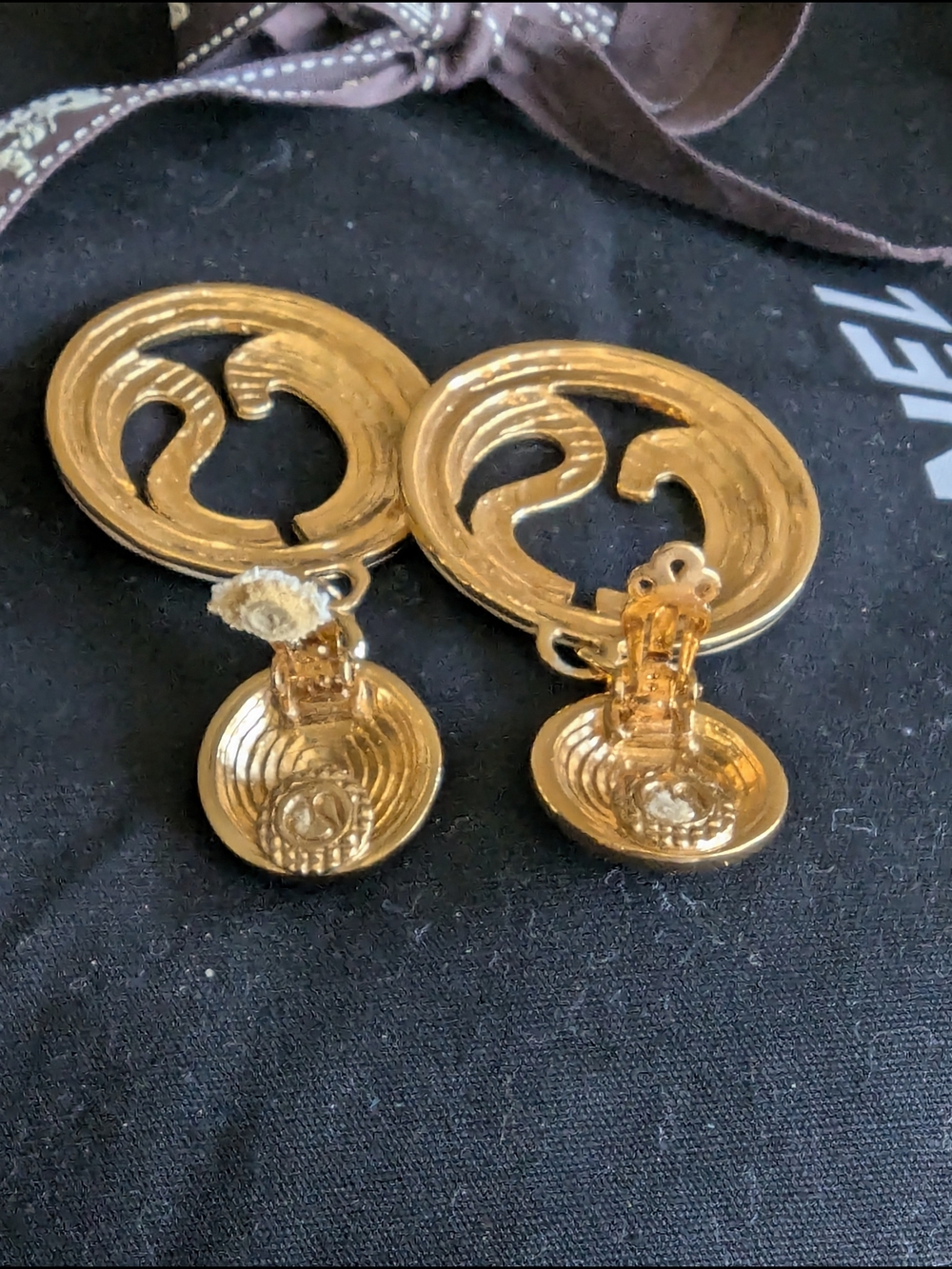 St. John Gold and Cream Circular Drop Earrings - Picture 8 of 10
